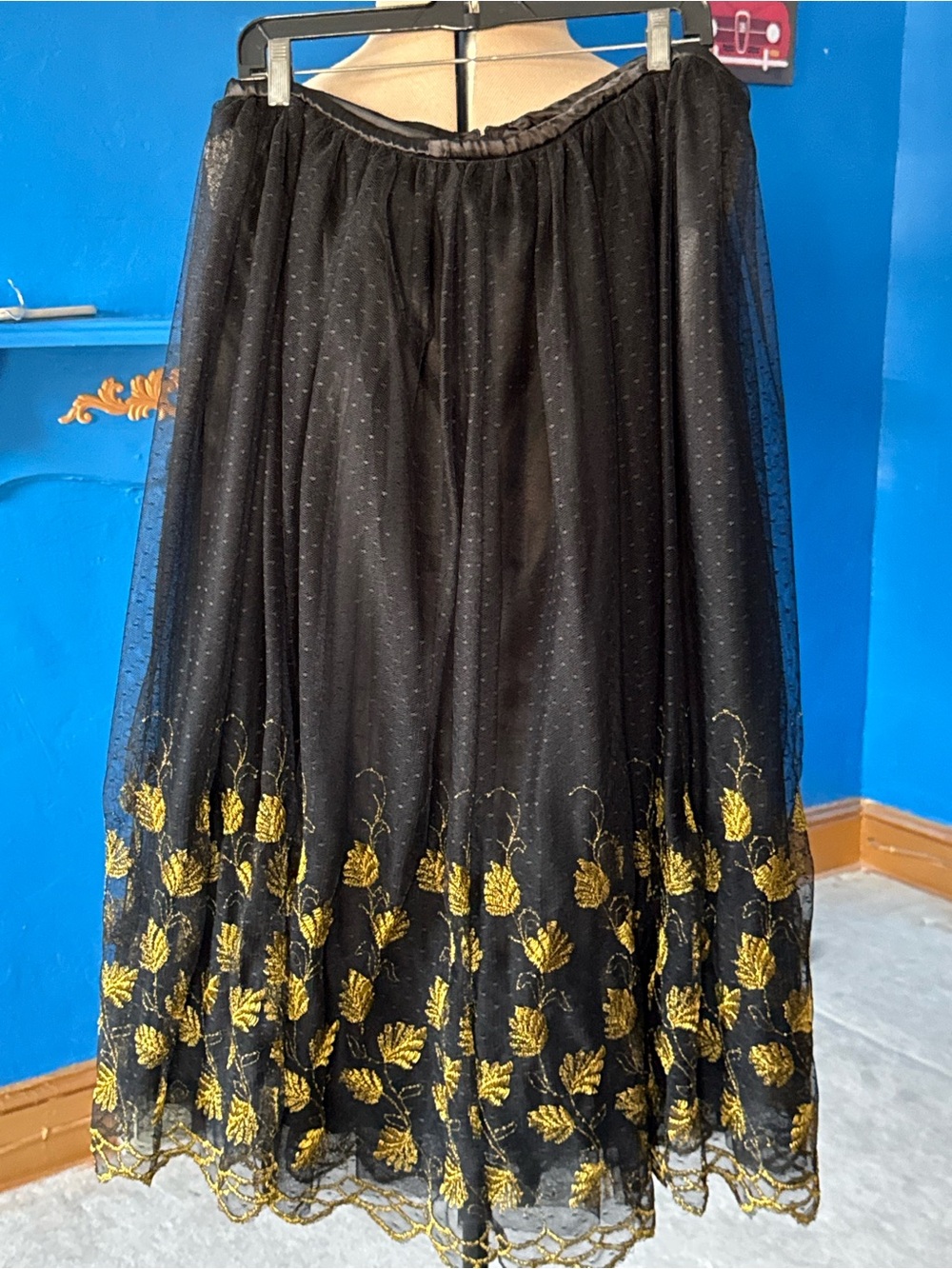 Zoe D Gold Embroidered Tulle Skirt | Boho Cottagecore Fairycore L